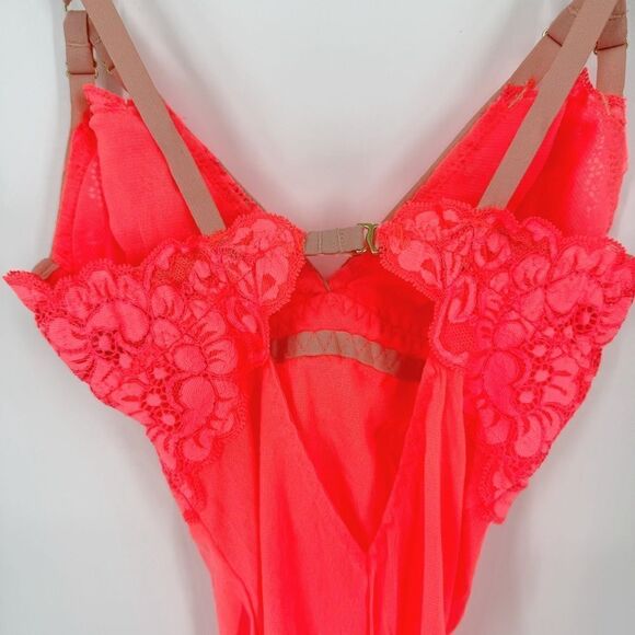 Free People x We Are HAH Revolve Bust Out Bodysuit Fried Salmon Size XS New - Picture 10 of 12